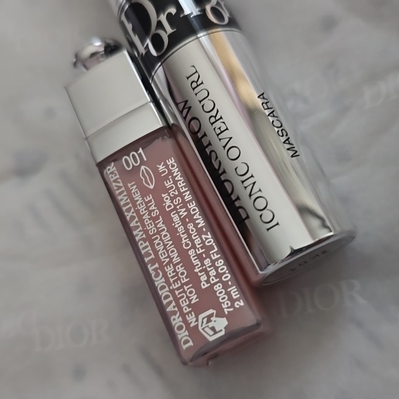 DIOR COSMETIC POUCH, ADDICT LIP MAXIMIZER & DIORSHOW ICONIC OVERCURL MASCARA SET - Picture 9 of 16